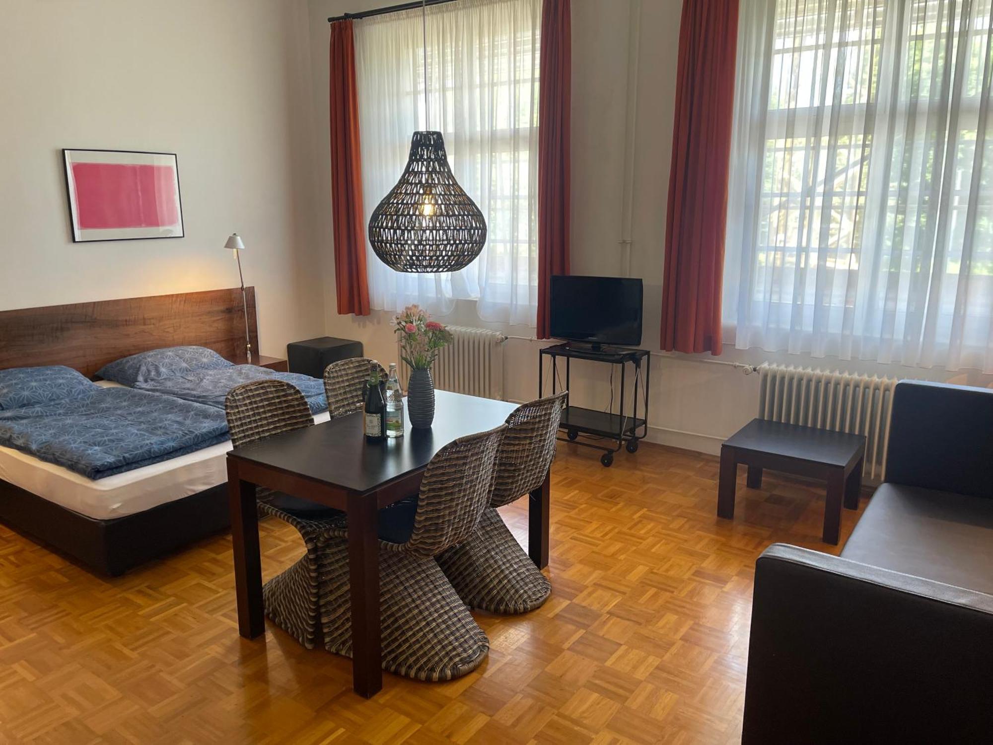 Whliving - Apartments & Studios In Konstanz Buitenkant foto