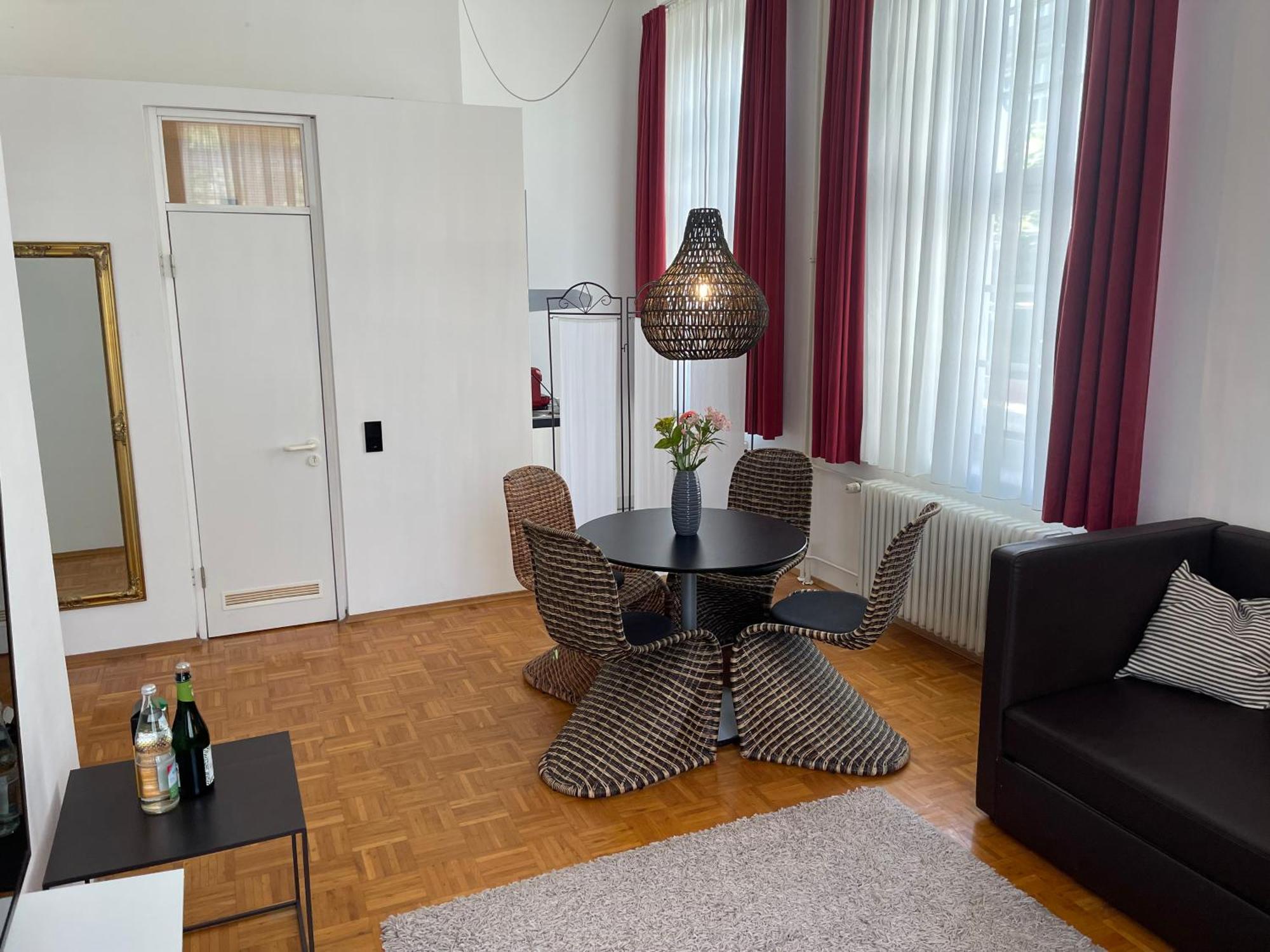 Whliving - Apartments & Studios In Konstanz Buitenkant foto